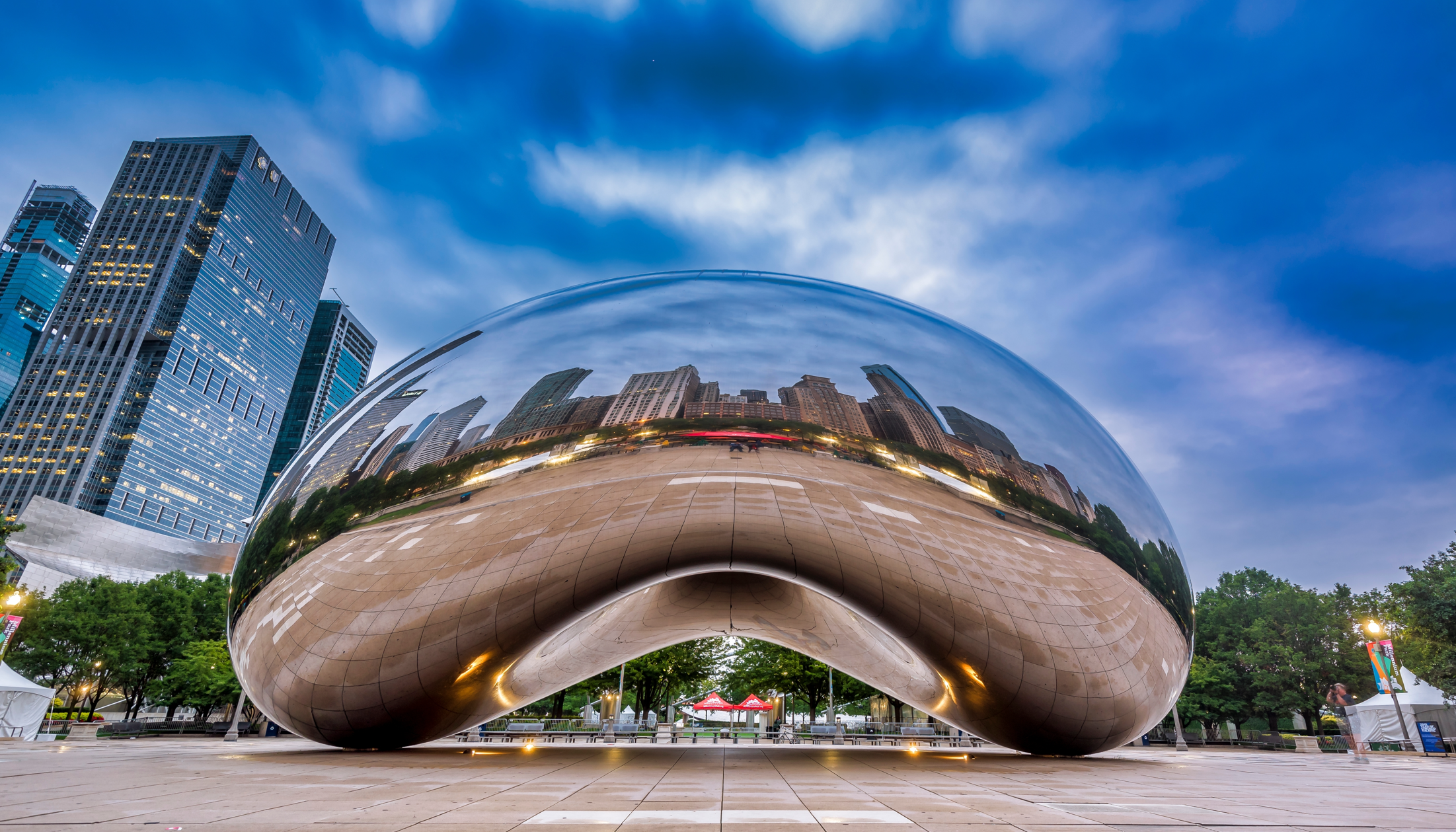 The Cloud Gate, Chicago, one of many manifestations of stainless steel